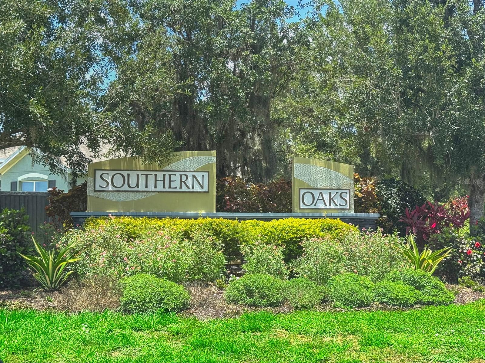 SOUTHERN OAKS - Residential