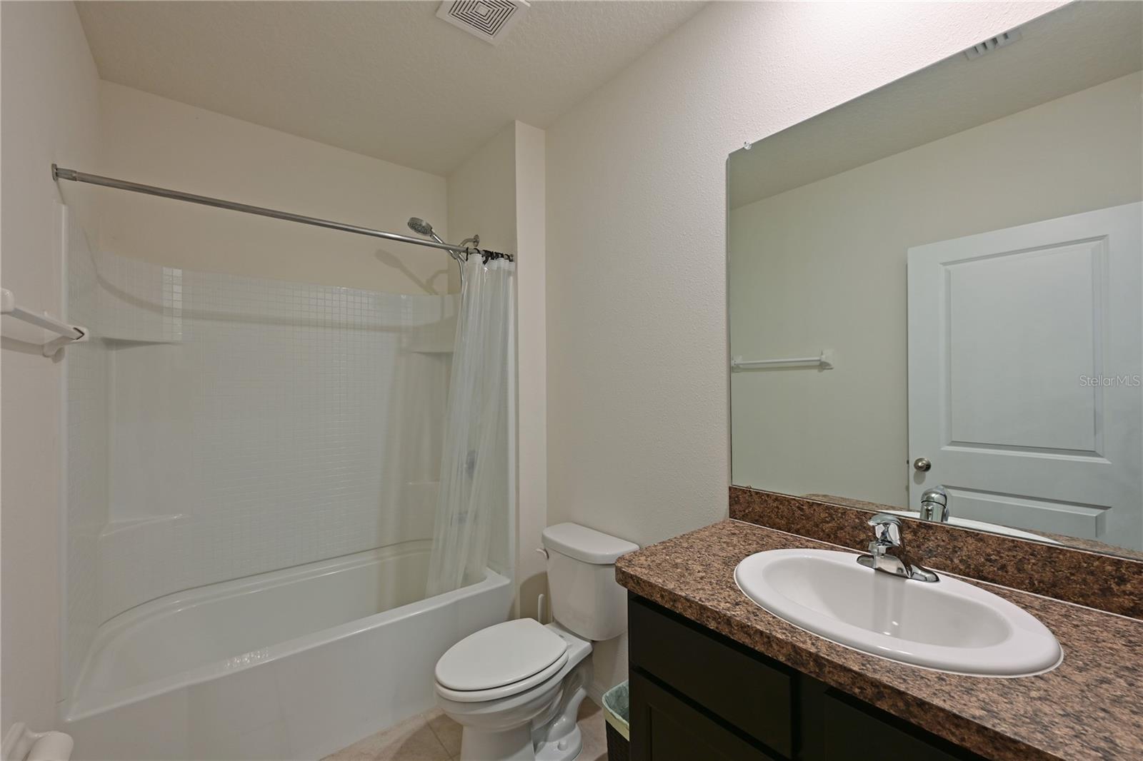 SOUTHERN OAKS - Residential