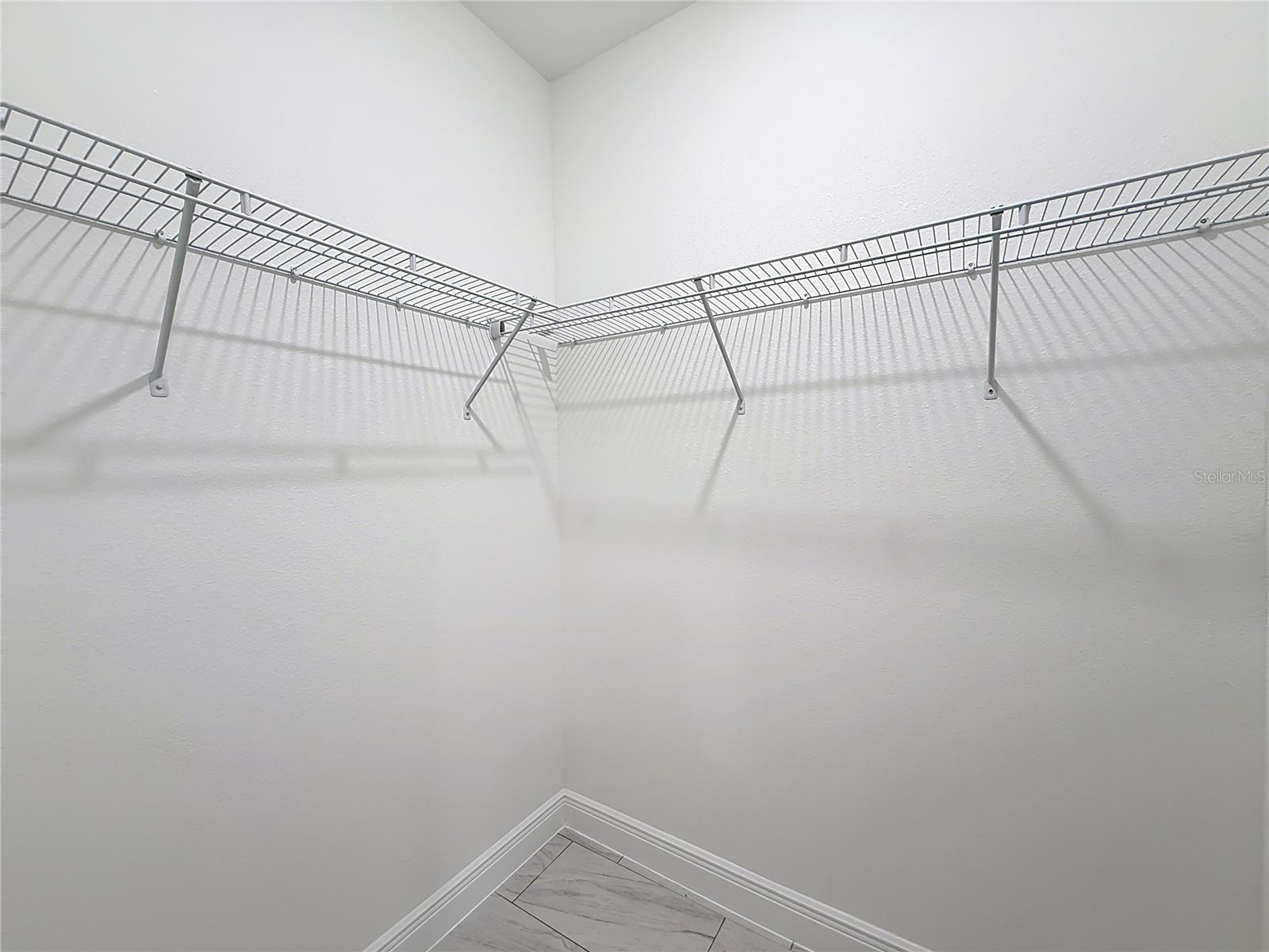 MARION OAKS UN 05 - Residential Lease