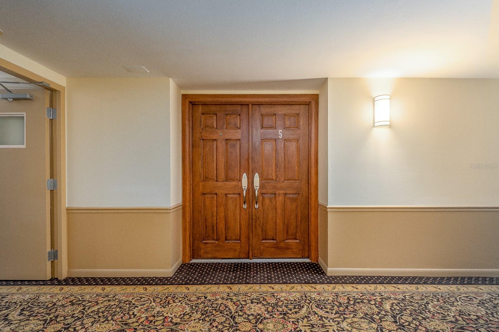 PIERCE 100 CONDO - Residential