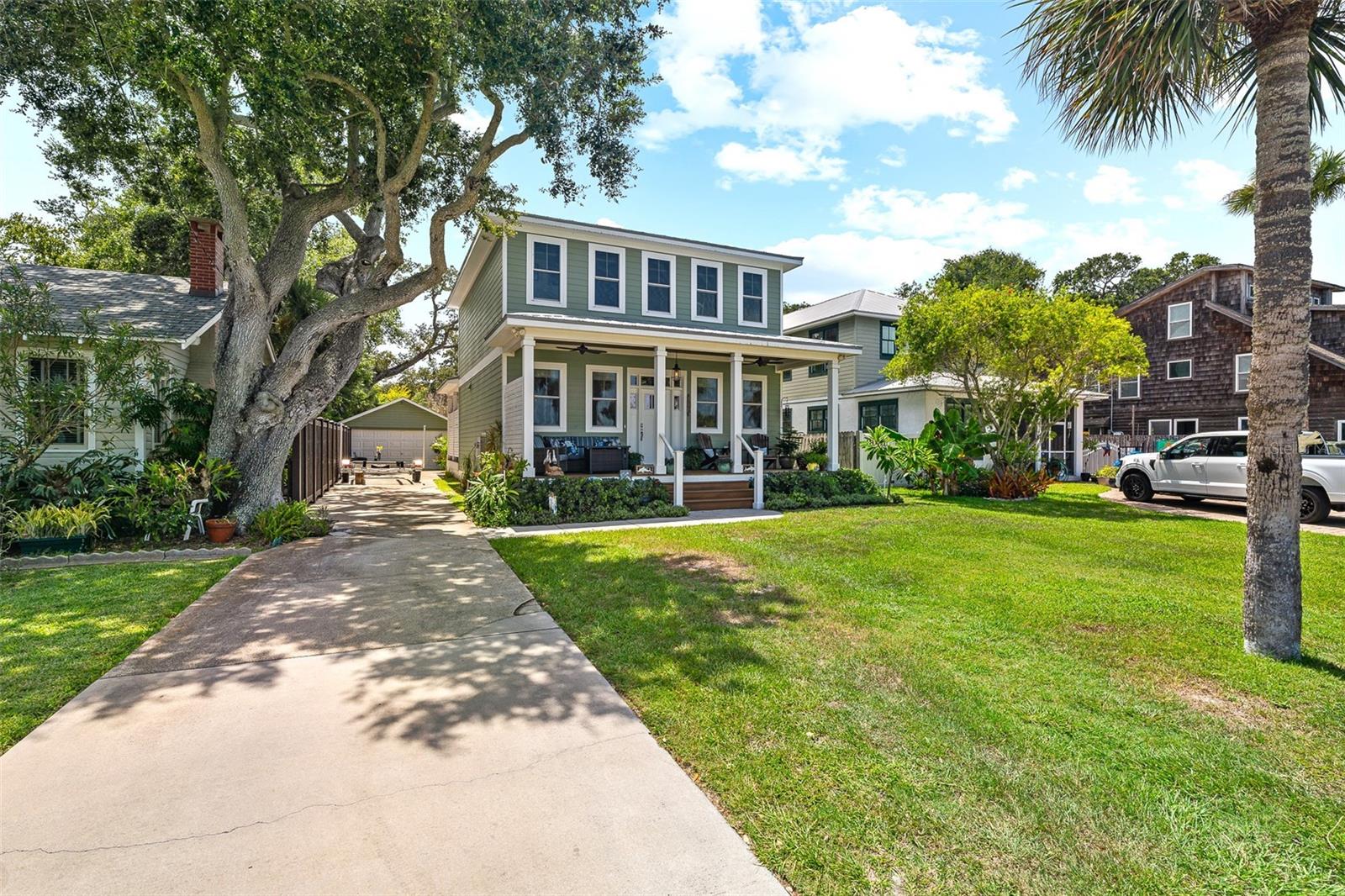 1318 RIVERSIDE DRIVE