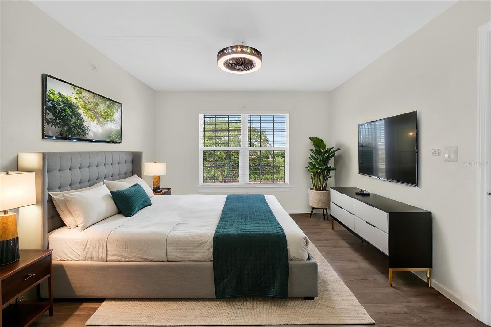 CYPRESS FAIRWAY CONDOS BLDG 6 - Residential