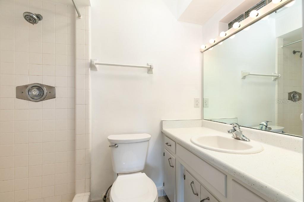 ENGLISH ESTATES UNIT 3 - Residential