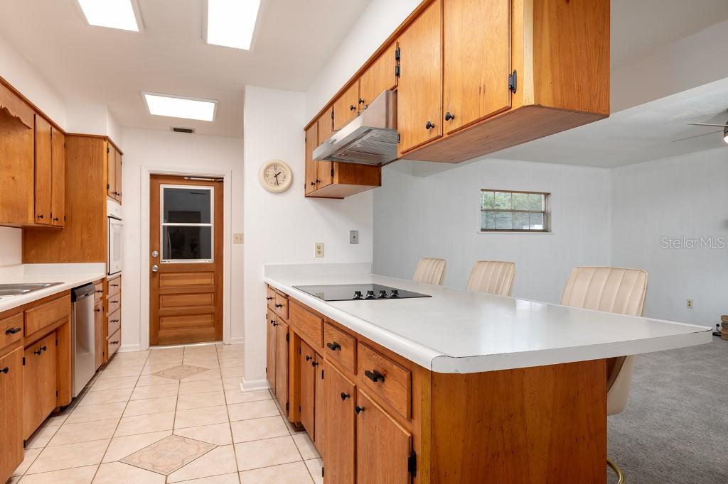 2453 WORTHINGTON ROAD