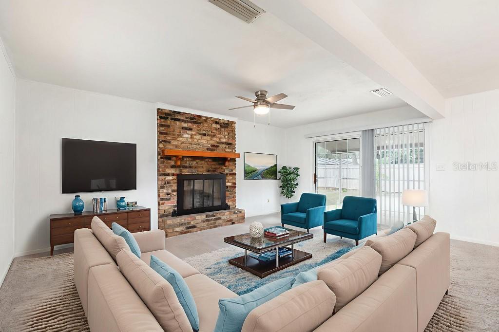 ENGLISH ESTATES UNIT 3 - Residential