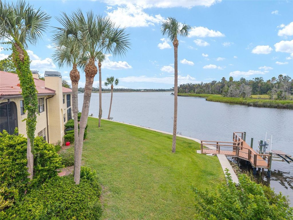 Photo of 362 NW 14th Place #21, Crystal River, FL 34428 (MLS # OM709188)