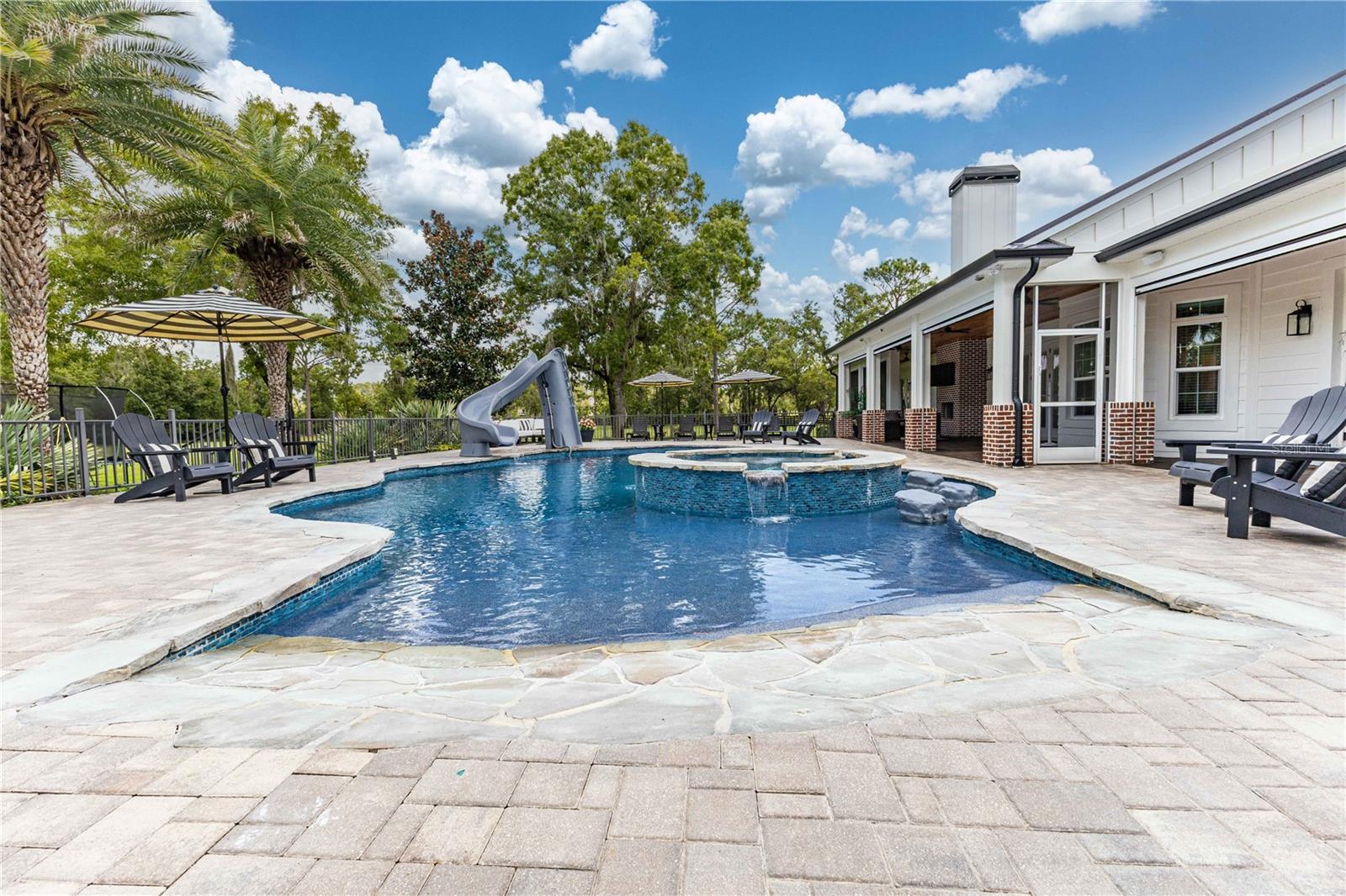 2870 NW 87TH AVENUE