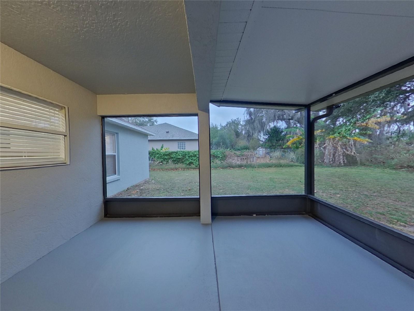 MINNEOLA QUAIL VALLEY PH 02 LT 101 - Residential Lease