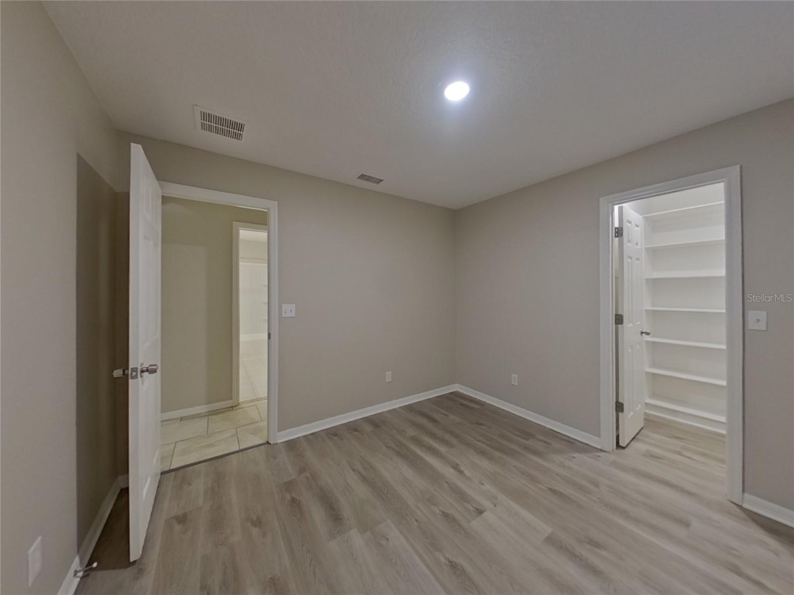 MINNEOLA QUAIL VALLEY PH 02 LT 101 - Residential Lease