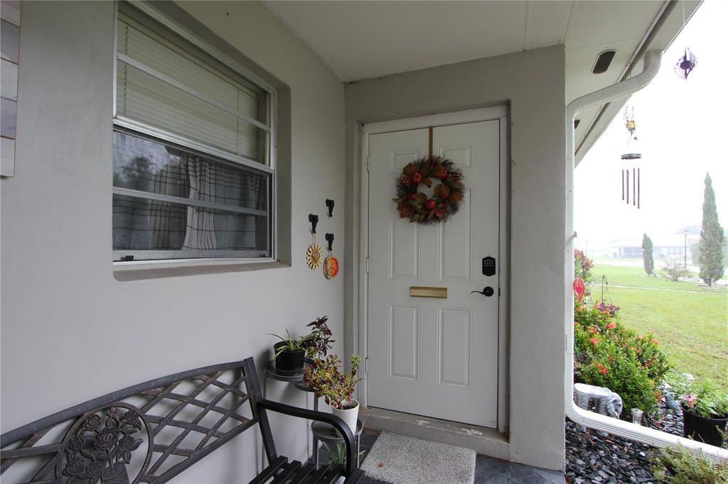 Photo of 1318 Mesa Drive #B, Orlando, FL 32825 (MLS # O6349749)