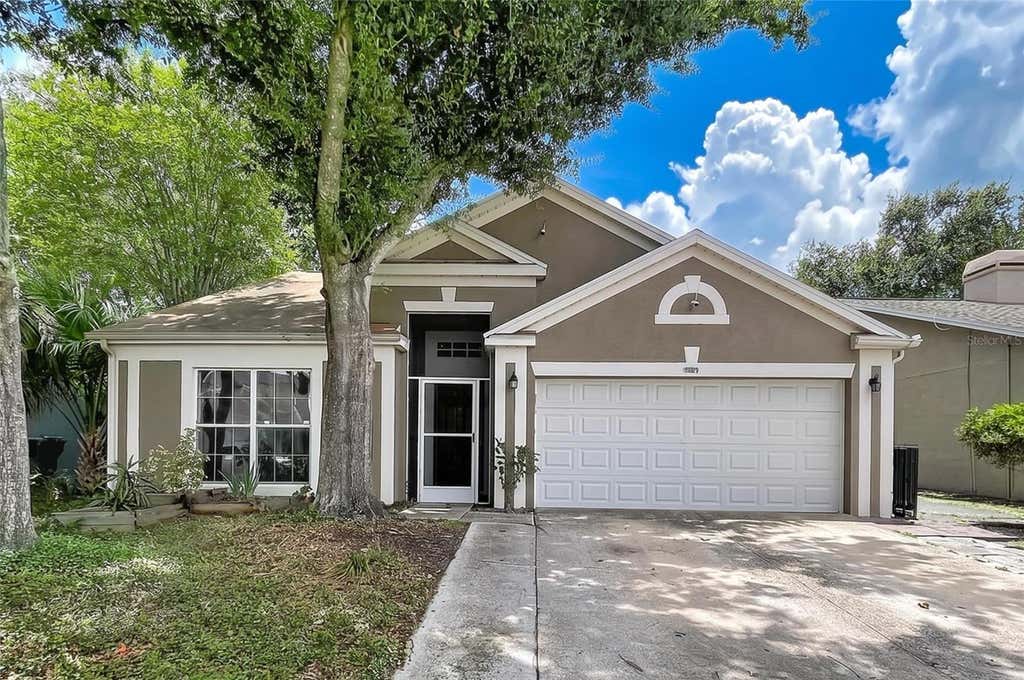 Photo of 11109 Bramblebrush Street, Tampa, FL 33624 (MLS # TB8530152)