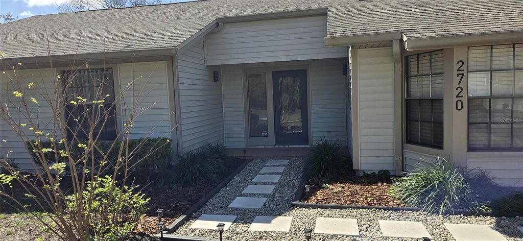 Photo of 2720 Eastbrook Drive, Lakeland, FL 33811 (MLS # A4686000)