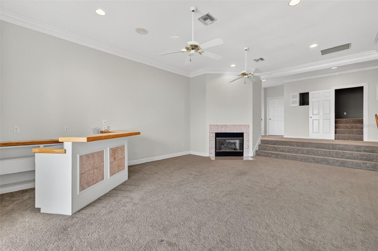 COUNTRY CLUB MOUNT DORA - Residential