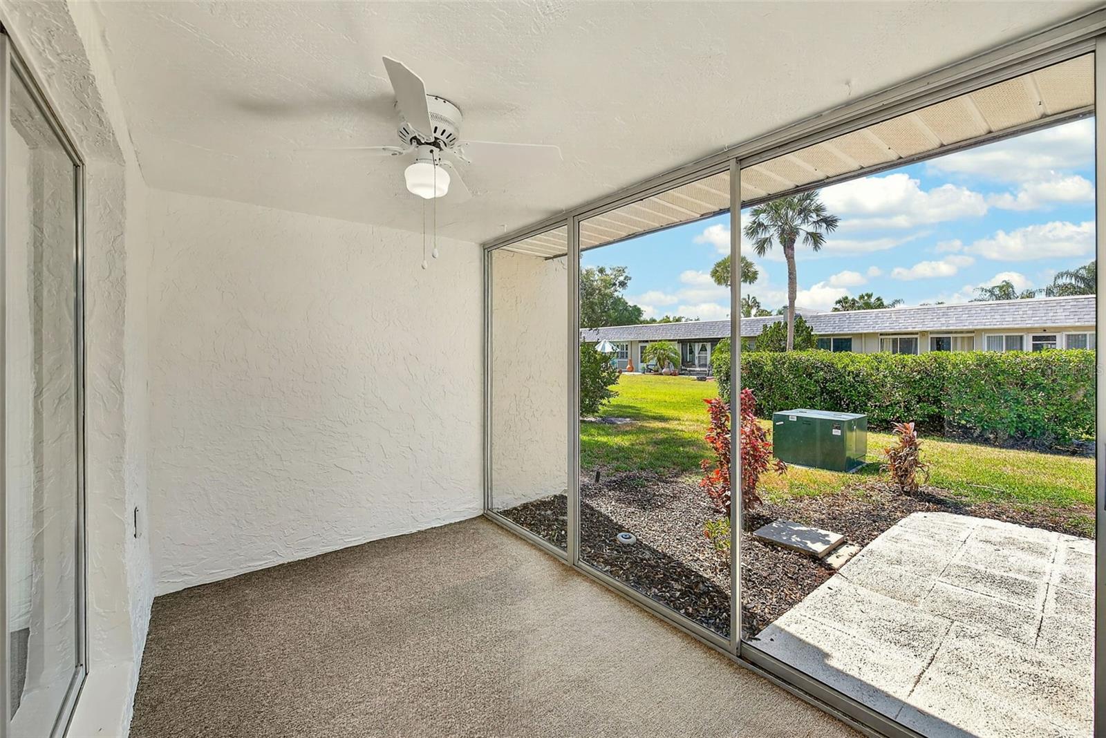 07 SPGS VILLAS CONDO - Residential