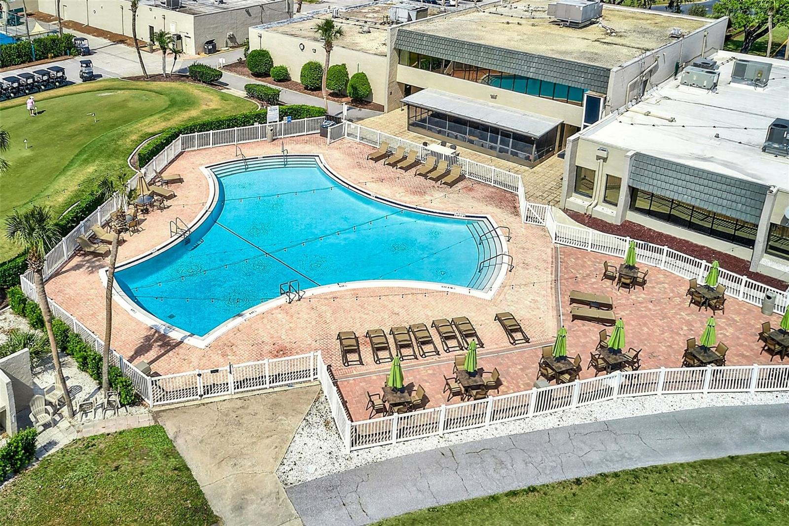 07 SPGS VILLAS CONDO - Residential
