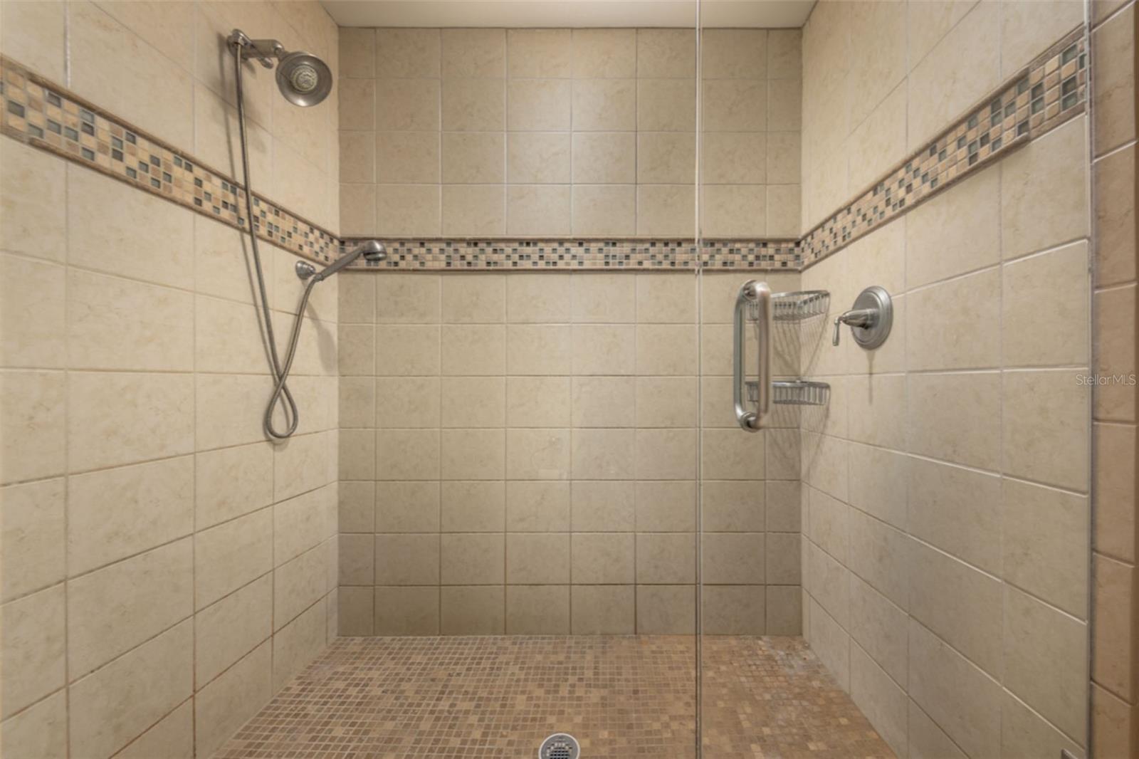 VALLEY WOODS - Residential