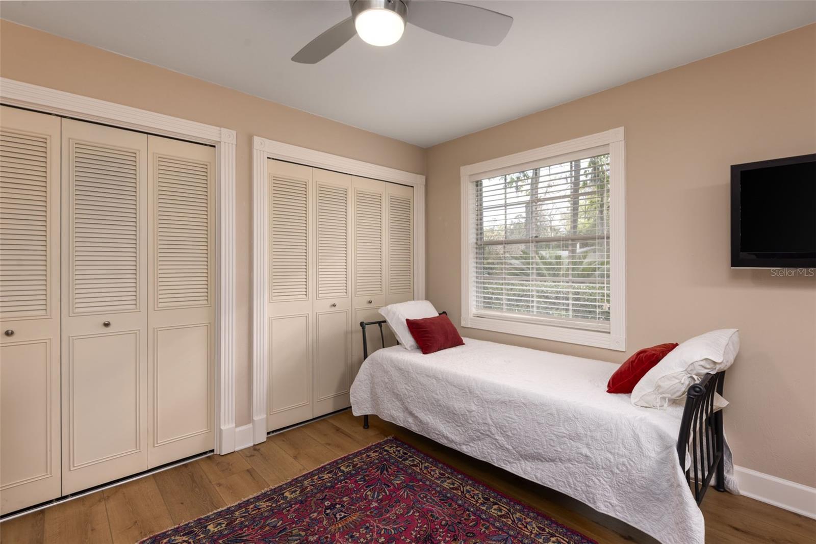 VALLEY WOODS - Residential