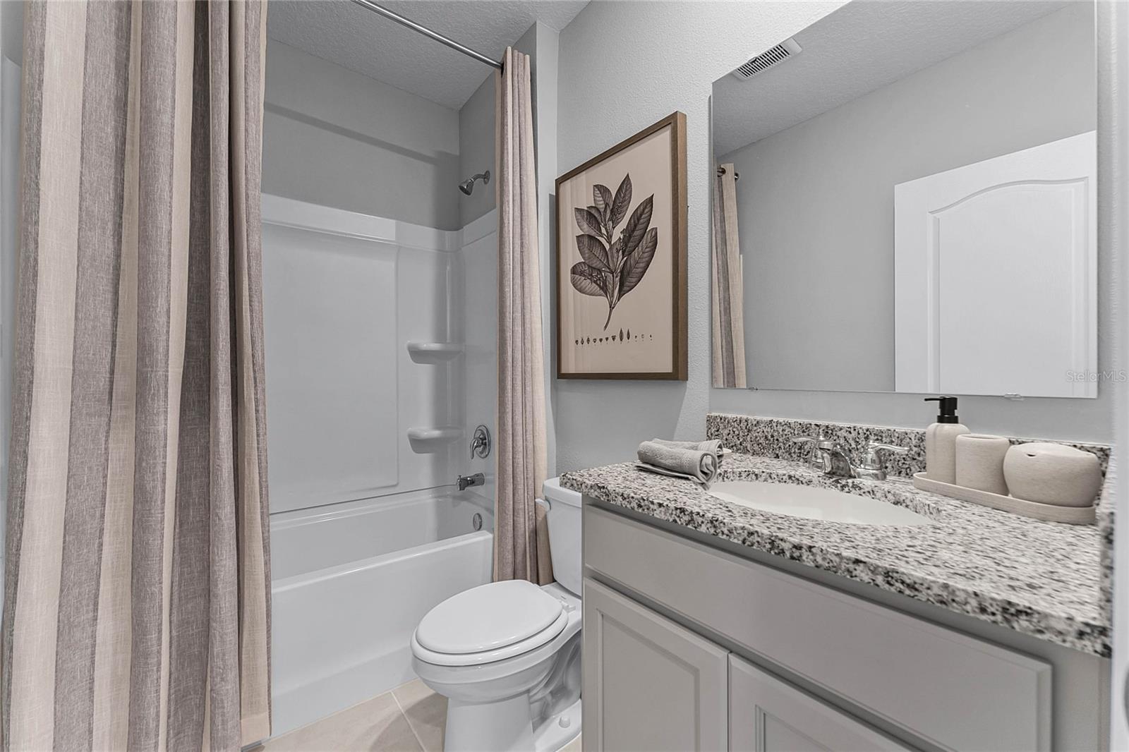 OAK POINTE - Residential