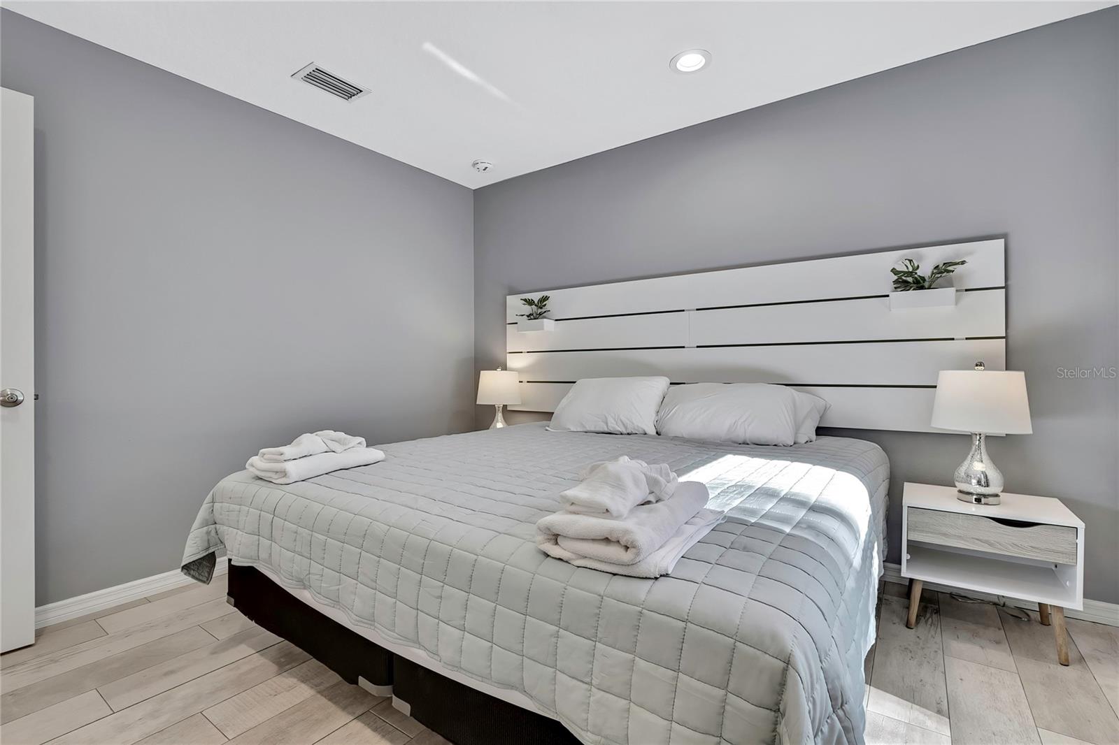 ARCH BRIDGE SUB - Residential