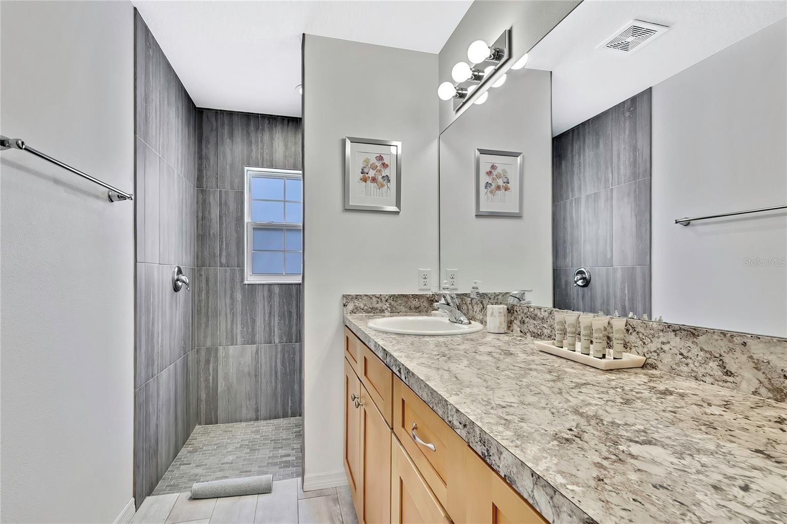 ARCH BRIDGE SUB - Residential