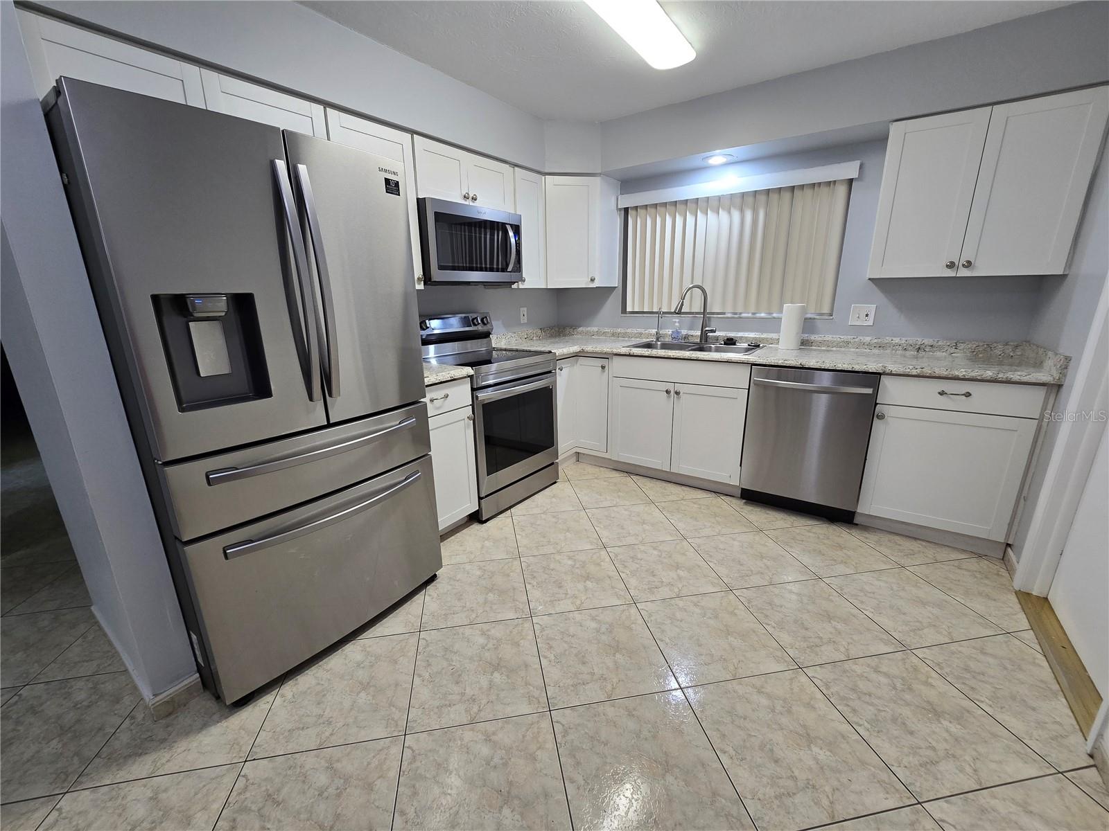 CINNAMON BAY PH 01 - Residential