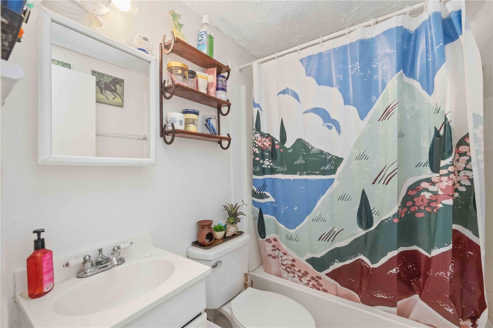 NEWTOWN FARMS - Commercial Sale