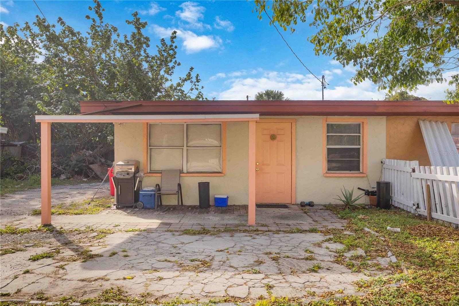 NEWTOWN FARMS - Commercial Sale