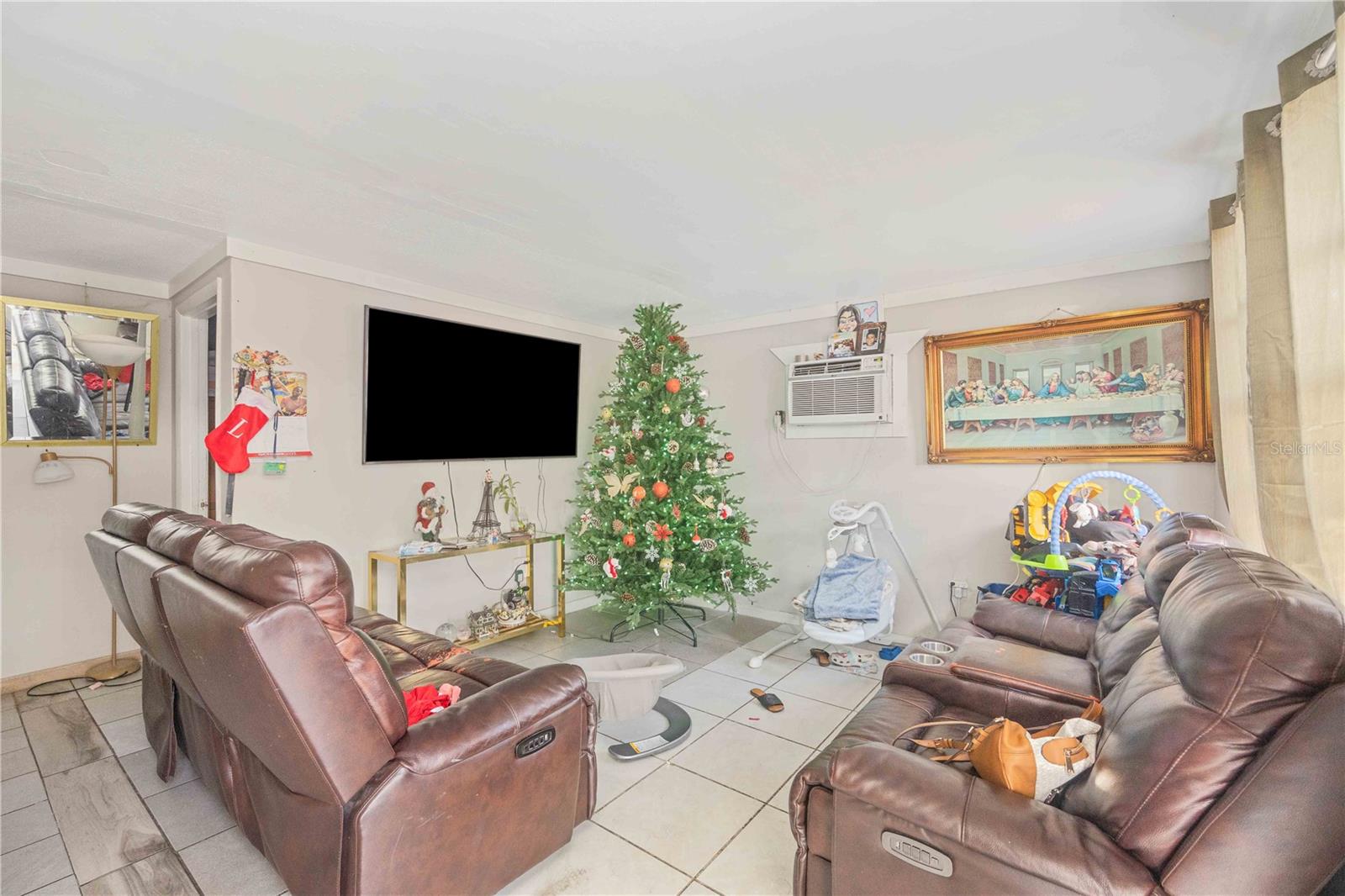 NEWTOWN FARMS - Commercial Sale