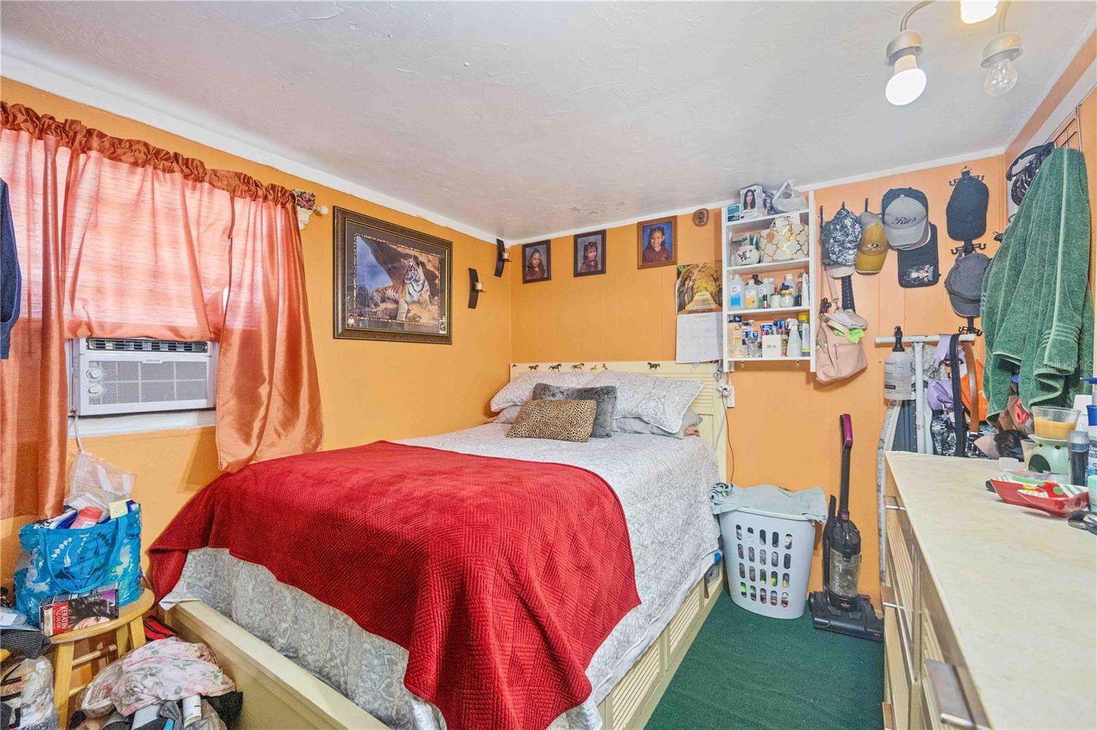 NEWTOWN FARMS - Commercial Sale