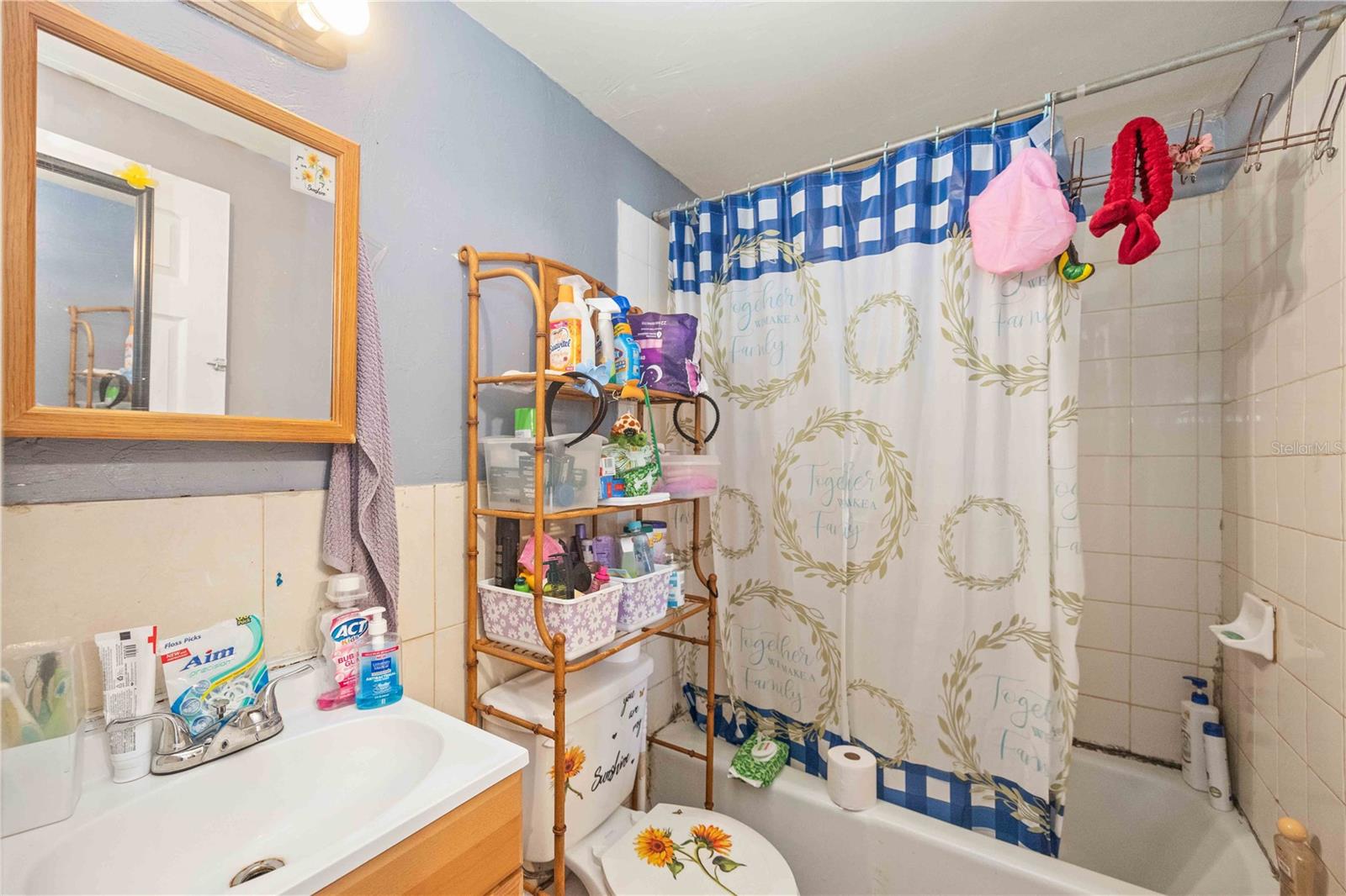 NEWTOWN FARMS - Commercial Sale