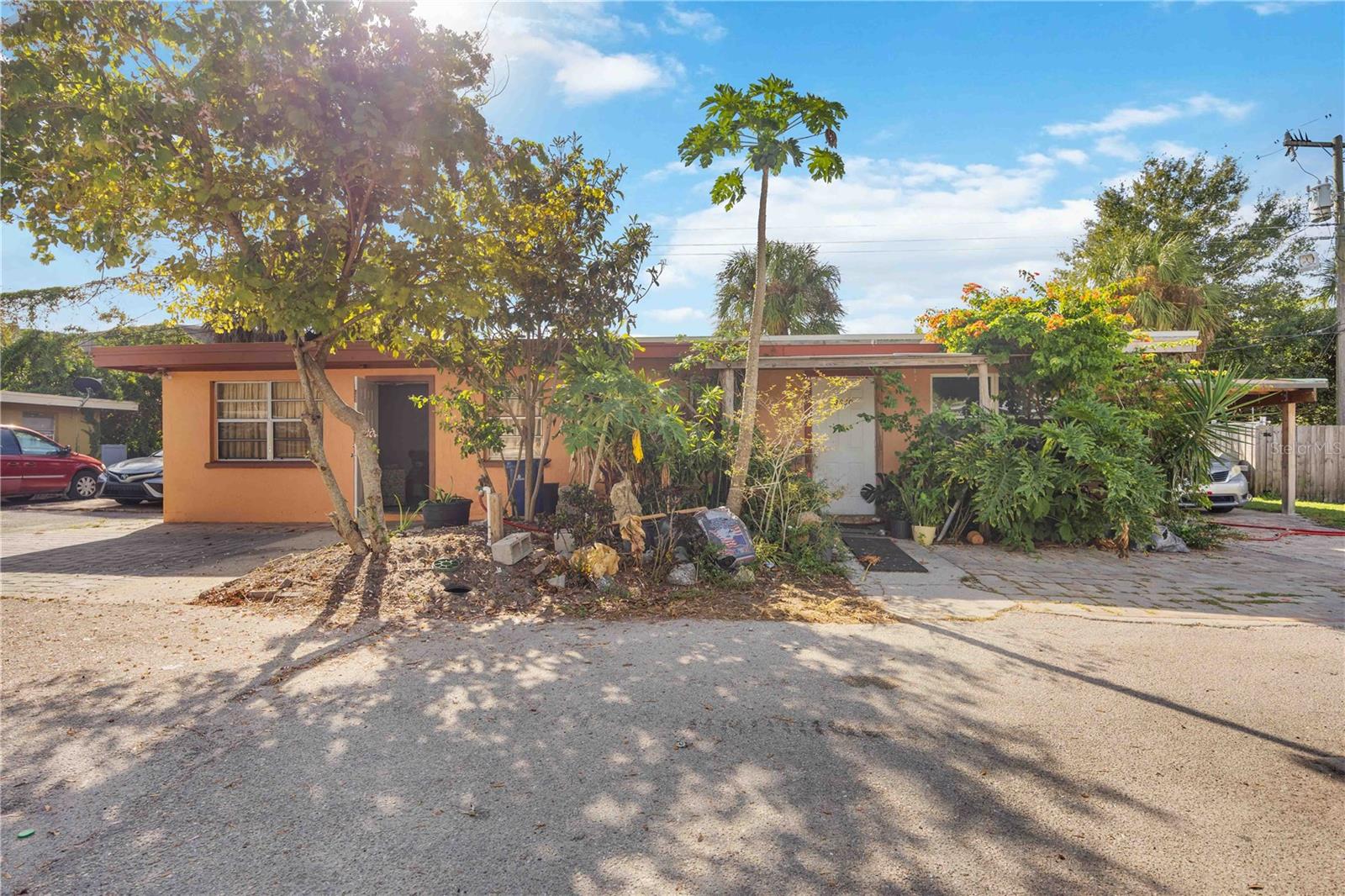 NEWTOWN FARMS - Commercial Sale