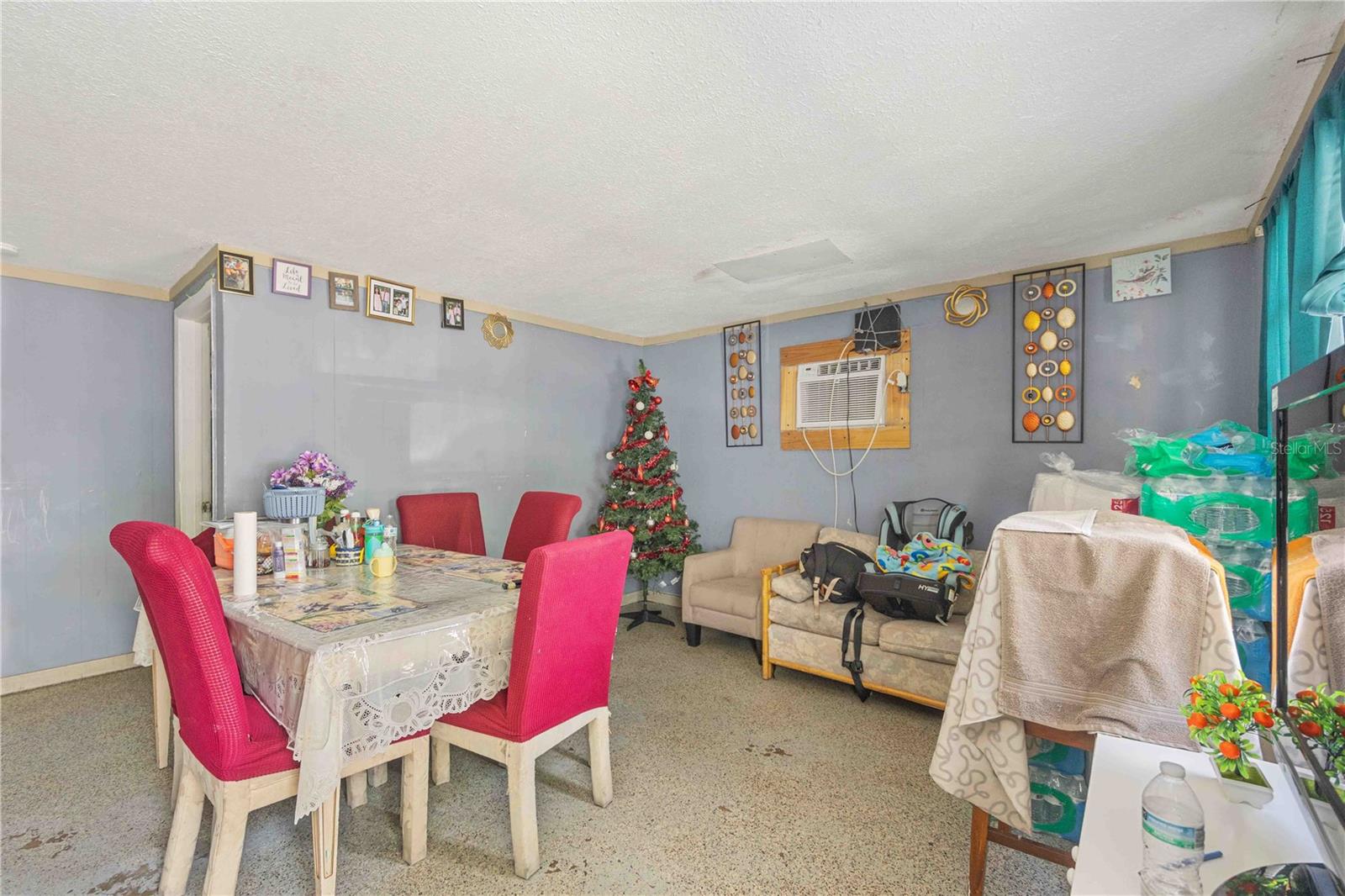 NEWTOWN FARMS - Commercial Sale