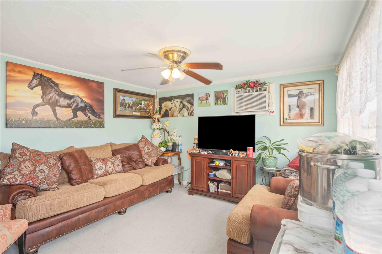 NEWTOWN FARMS - Commercial Sale