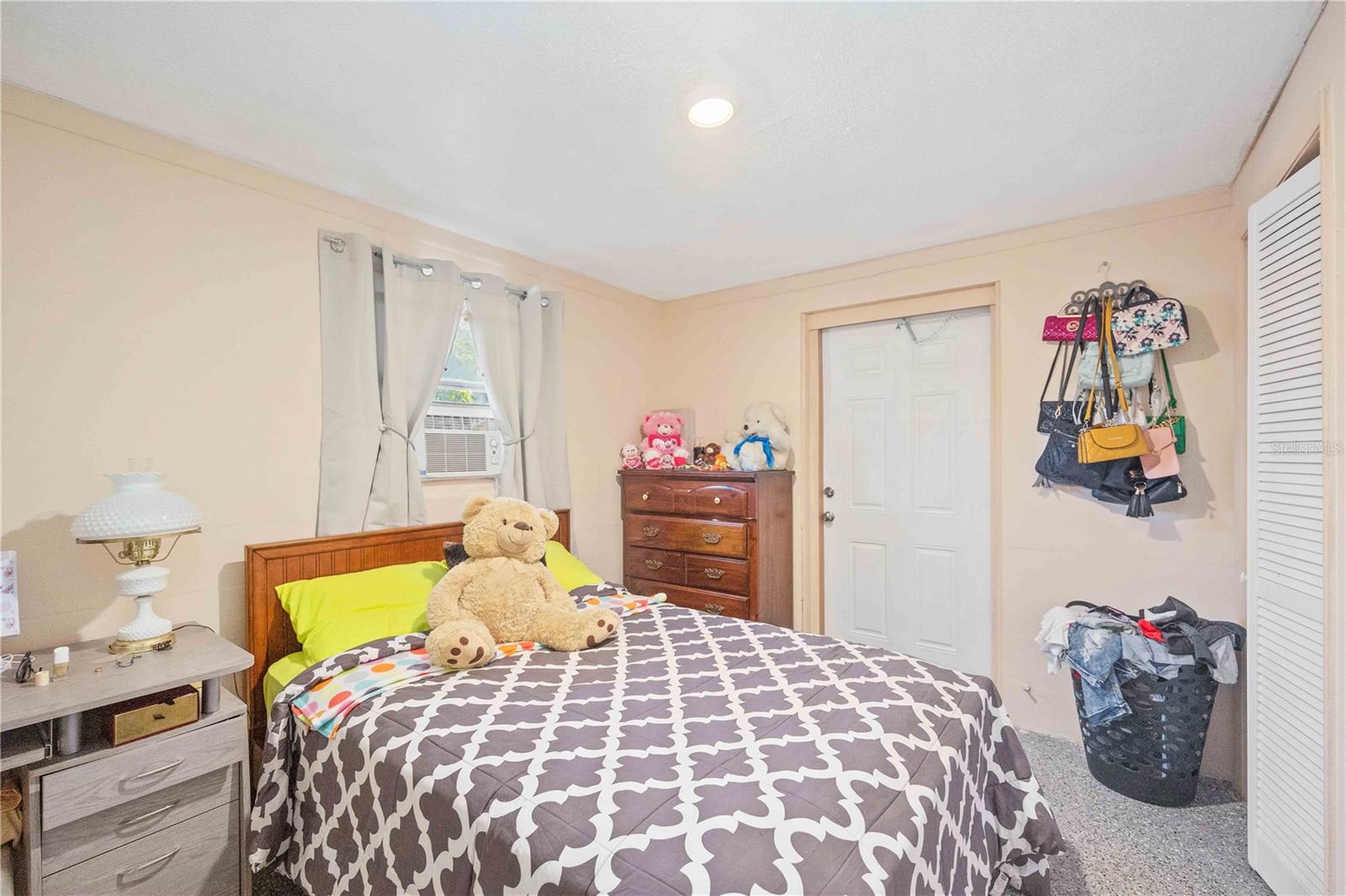 NEWTOWN FARMS - Commercial Sale