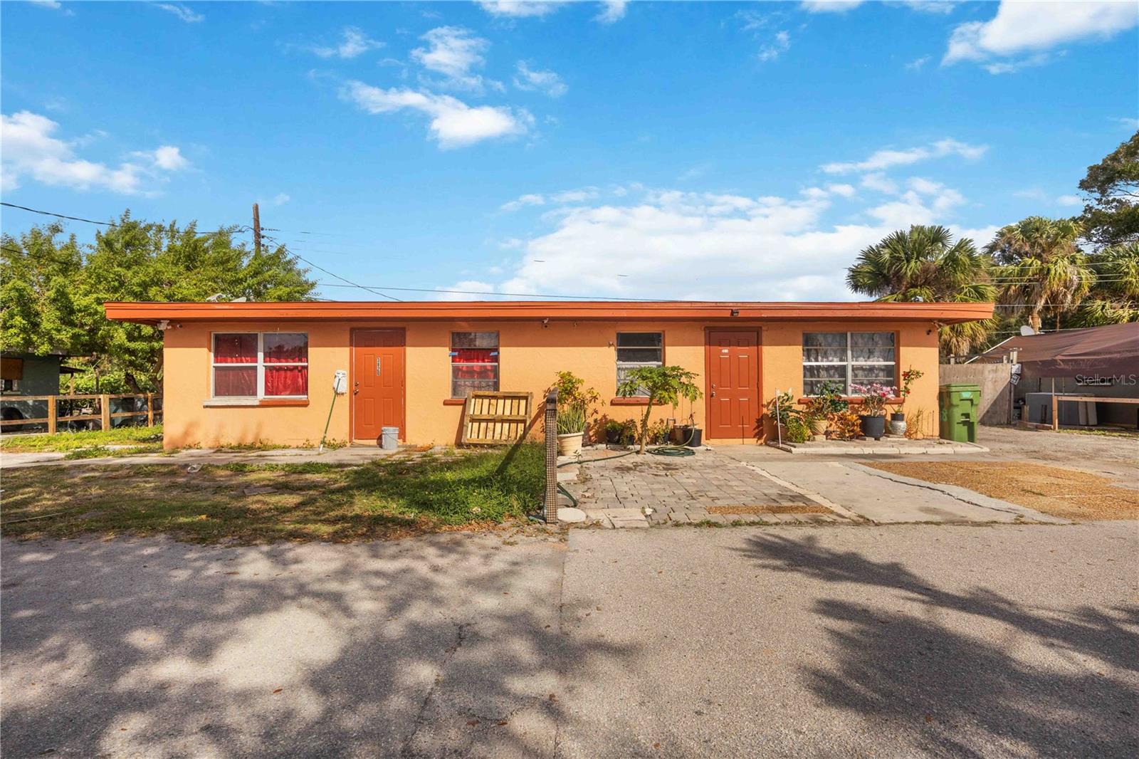 NEWTOWN FARMS - Commercial Sale