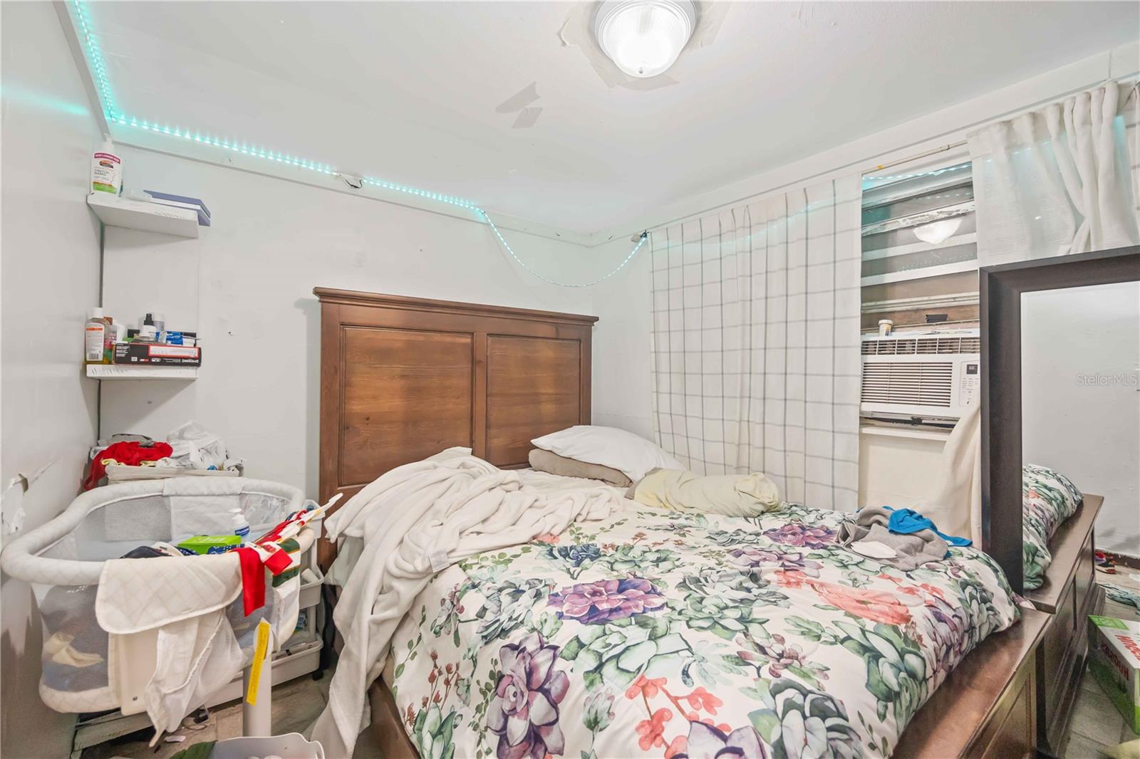 NEWTOWN FARMS - Commercial Sale