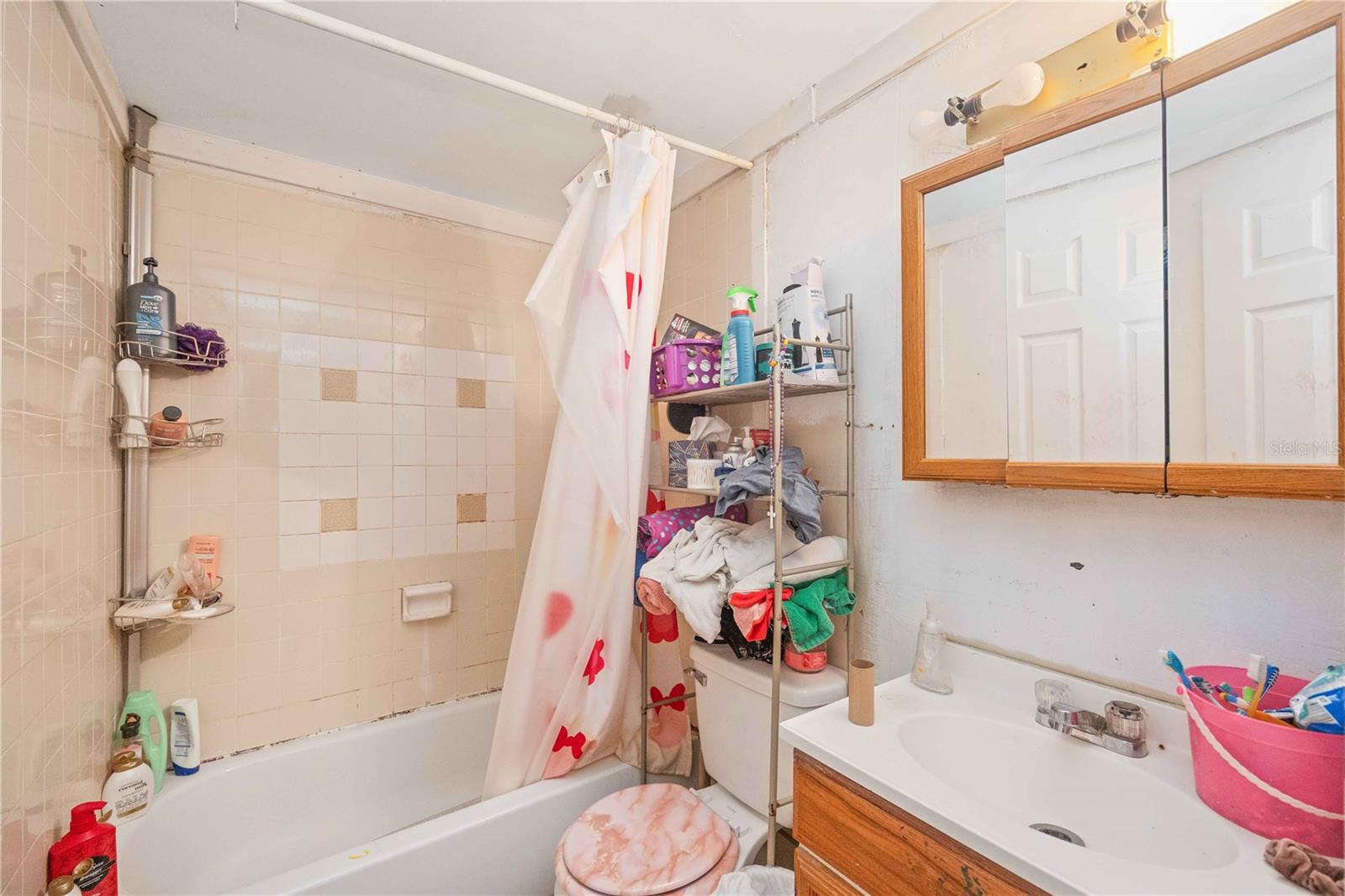 NEWTOWN FARMS - Commercial Sale