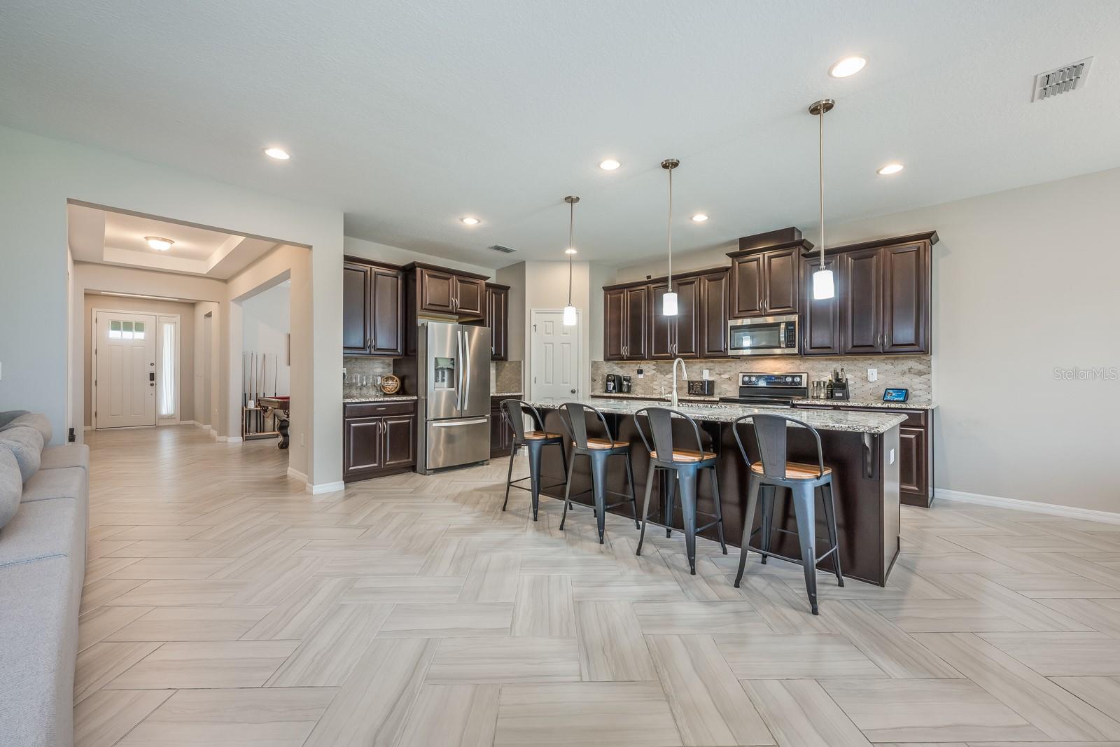 2938 BUSHMEAD COURT