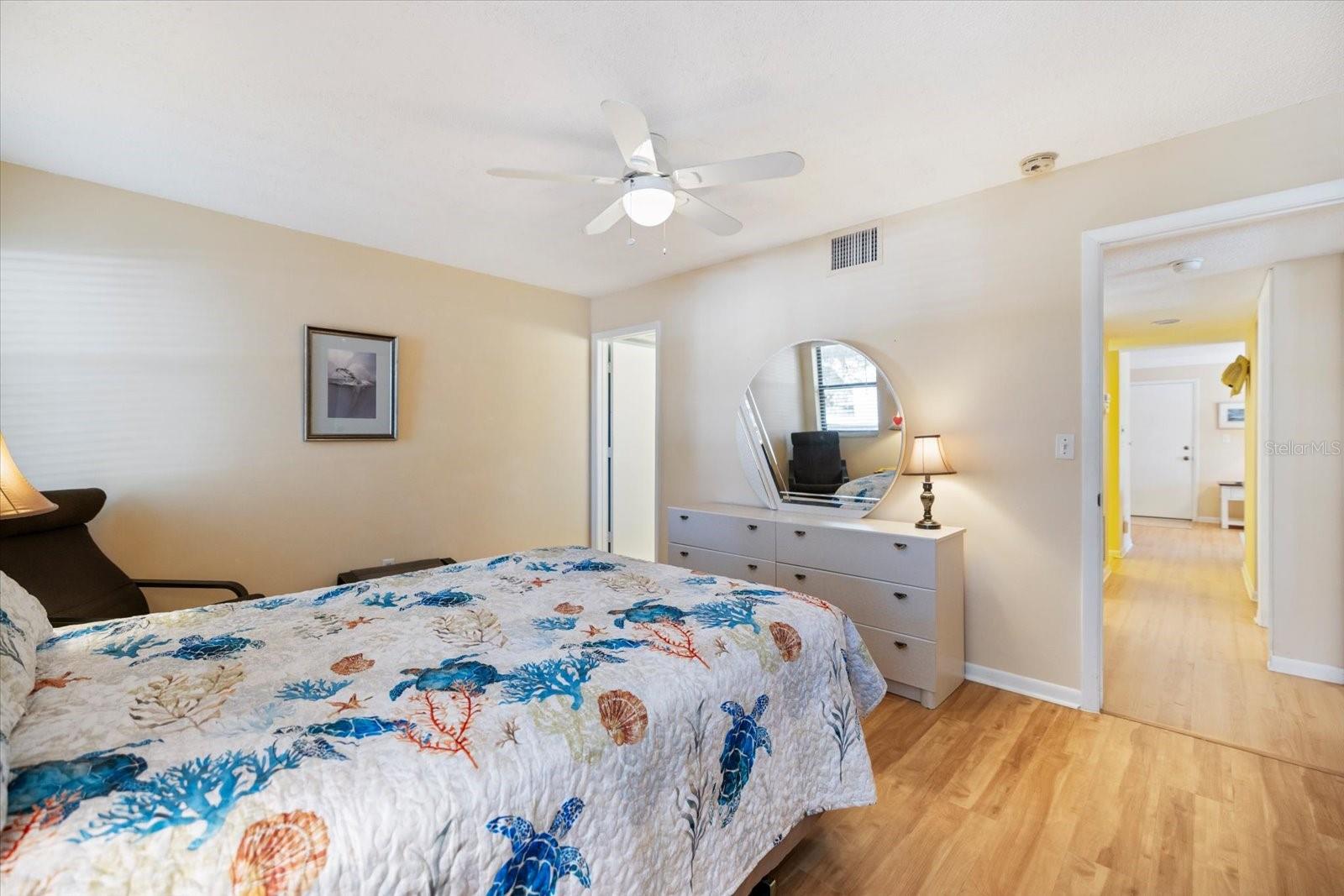 BIRD BAY V - Residential