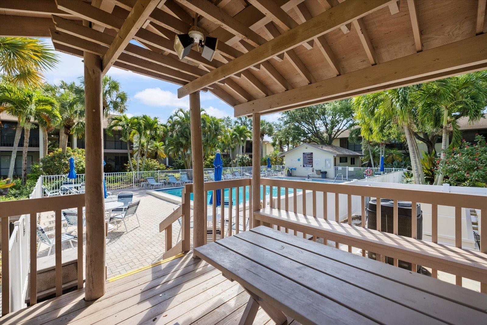 BIRD BAY V - Residential