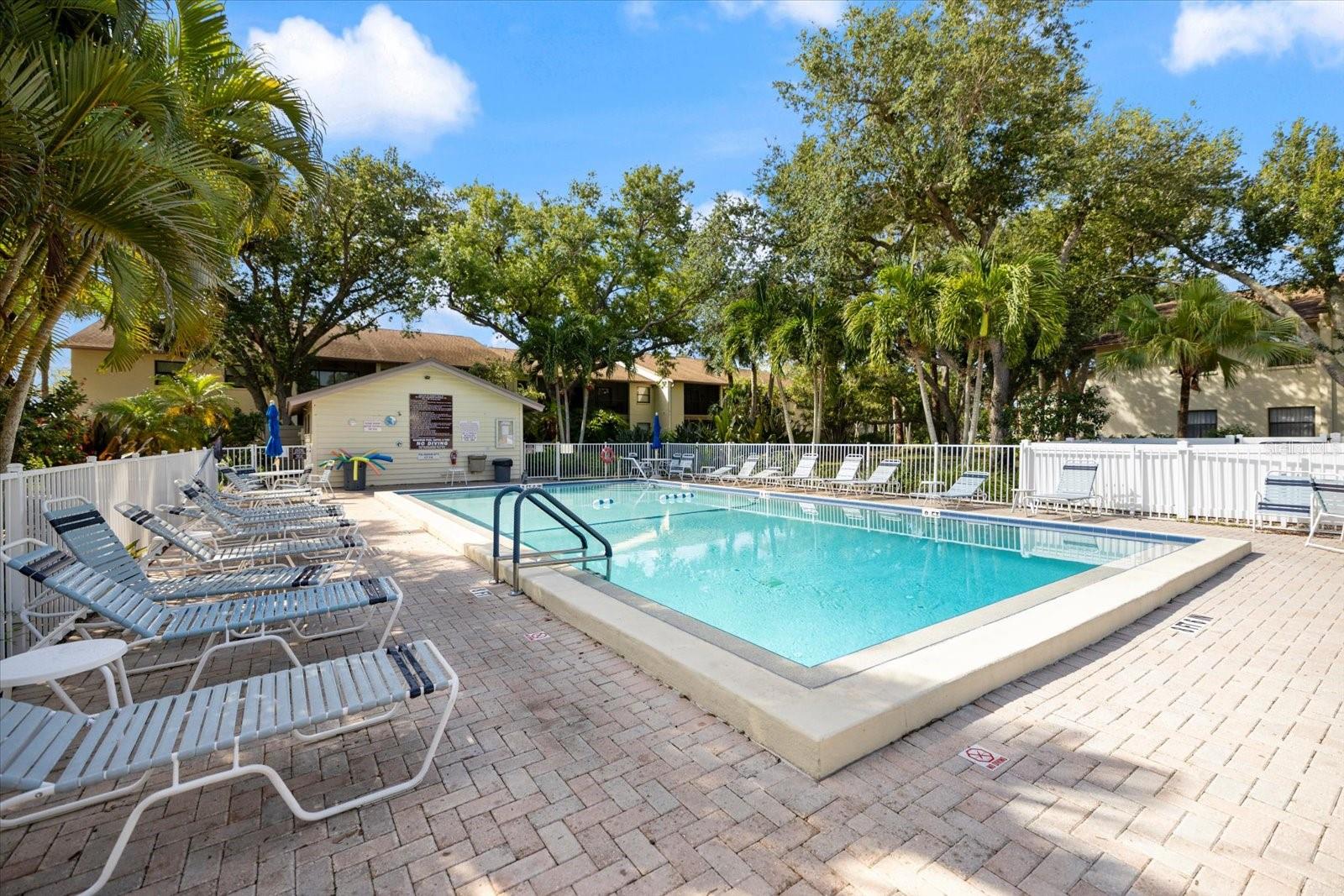 BIRD BAY V - Residential