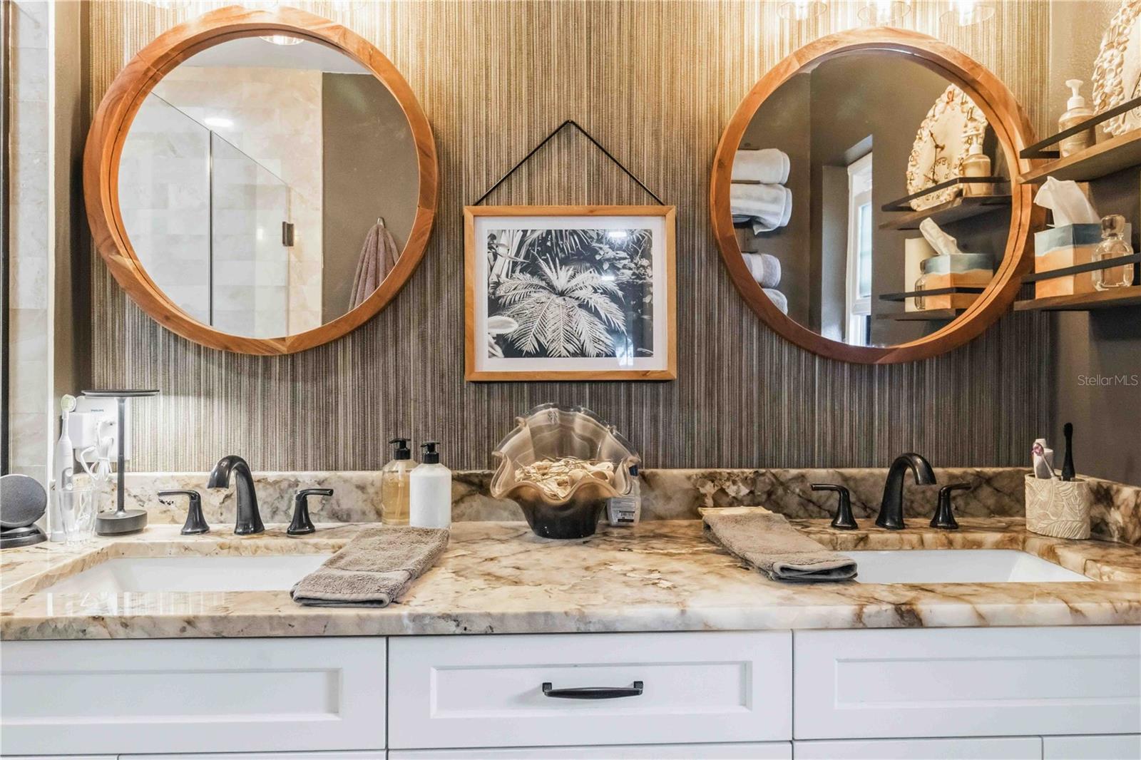 VILLAS OF LAKE ARBOR - Residential