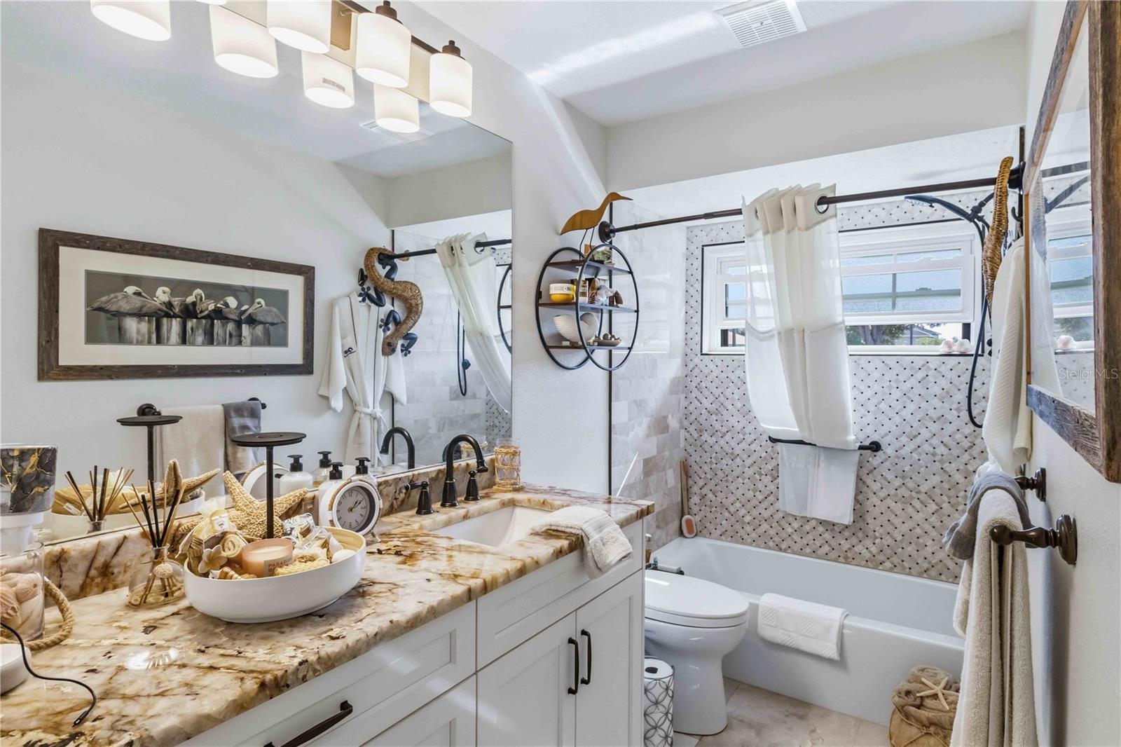 VILLAS OF LAKE ARBOR - Residential