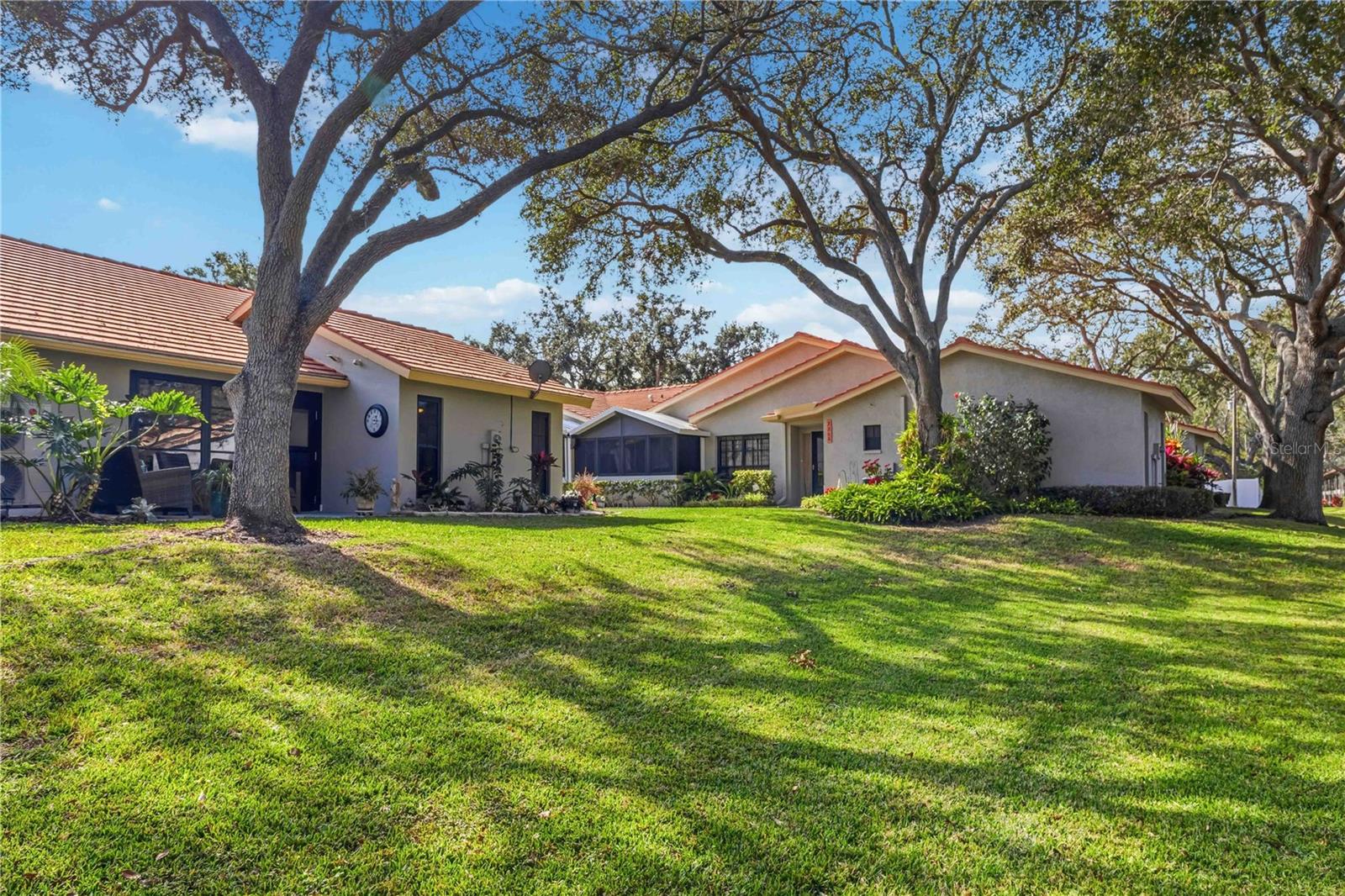 VILLAS OF LAKE ARBOR - Residential