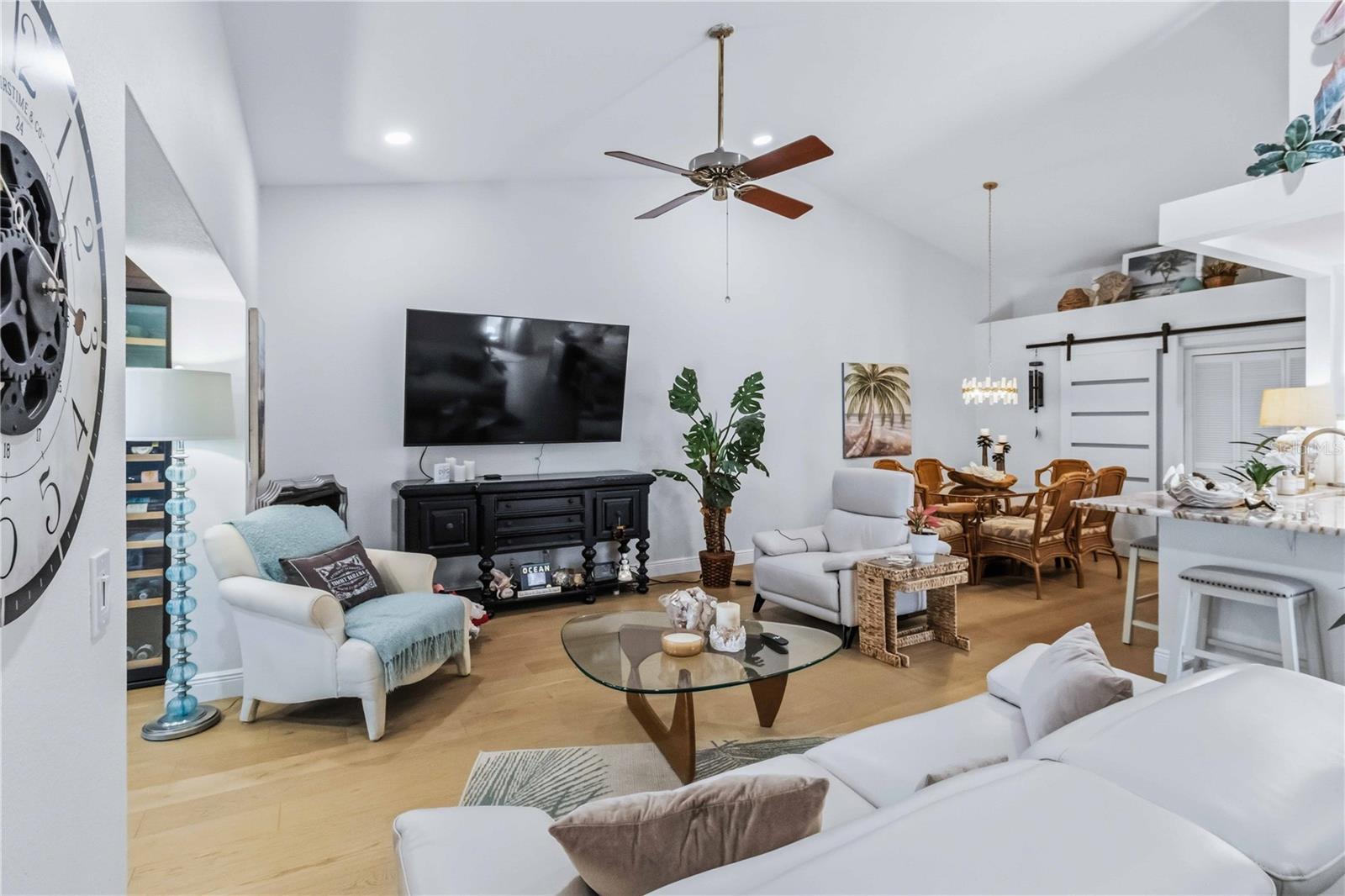 VILLAS OF LAKE ARBOR - Residential