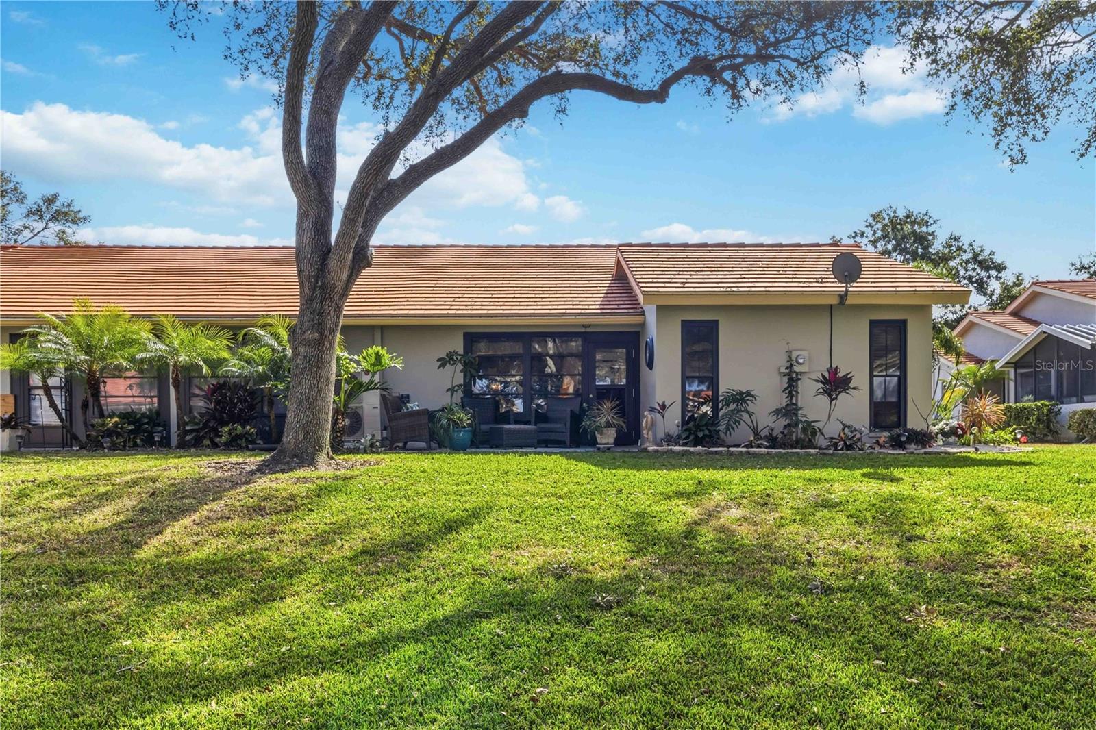 VILLAS OF LAKE ARBOR - Residential