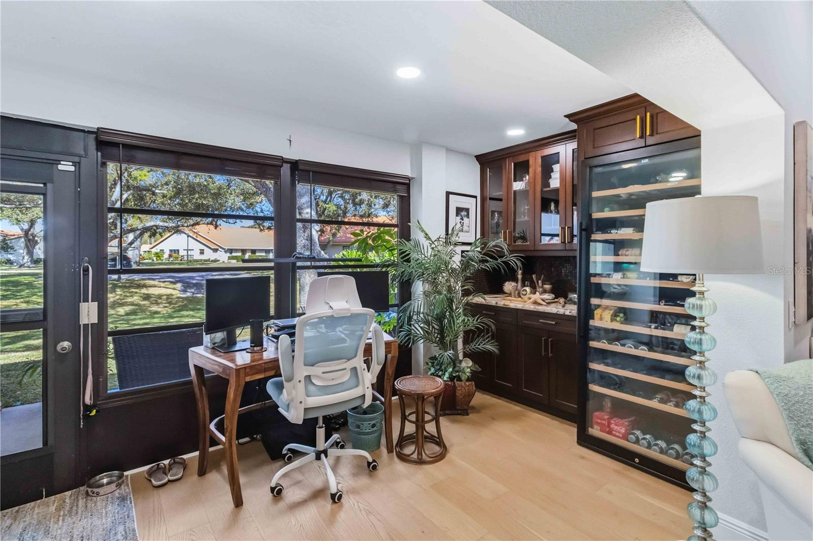 VILLAS OF LAKE ARBOR - Residential