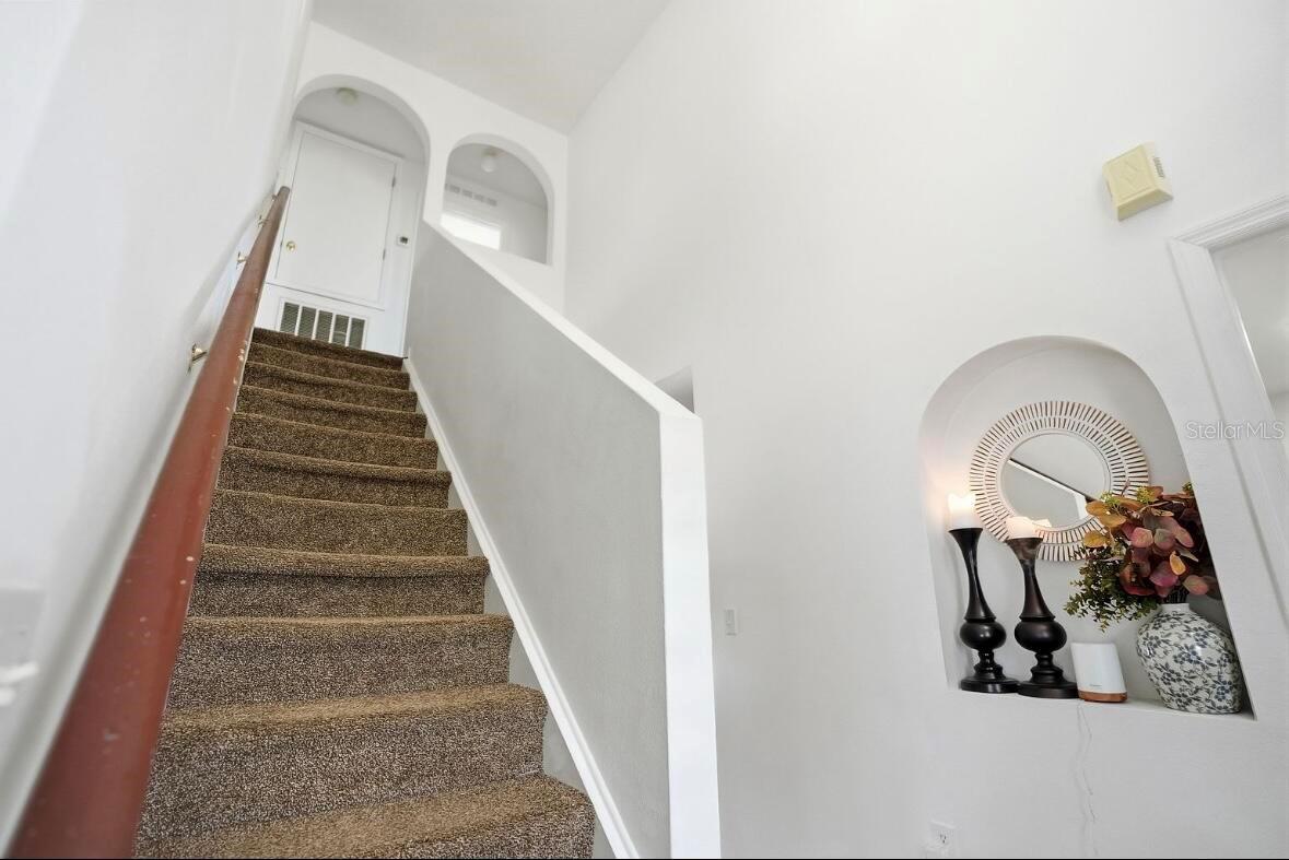 ROYAL HIGHLANDS - Residential