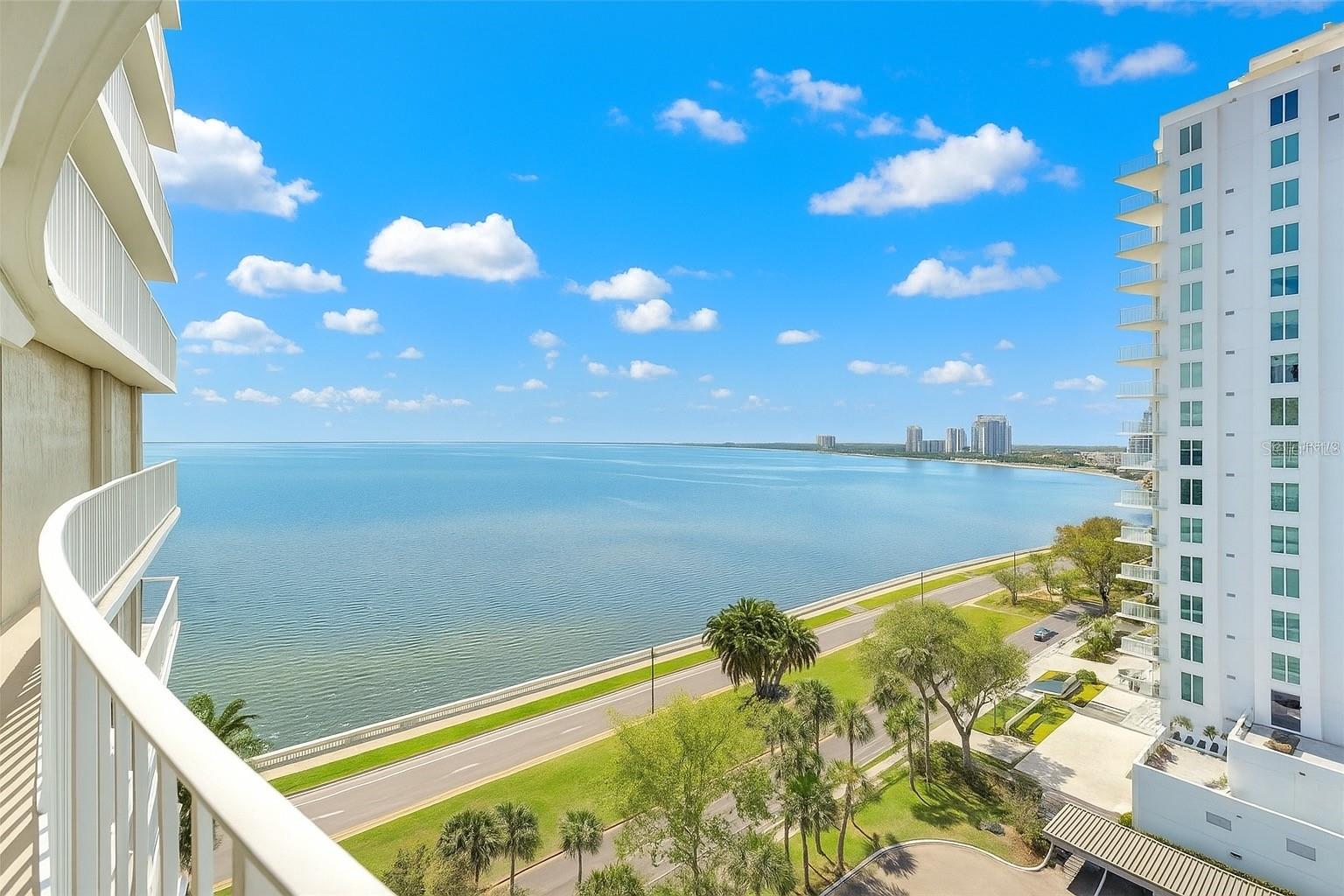 BAYSHORE DIPLOMAT A CONDOMINIU - Residential