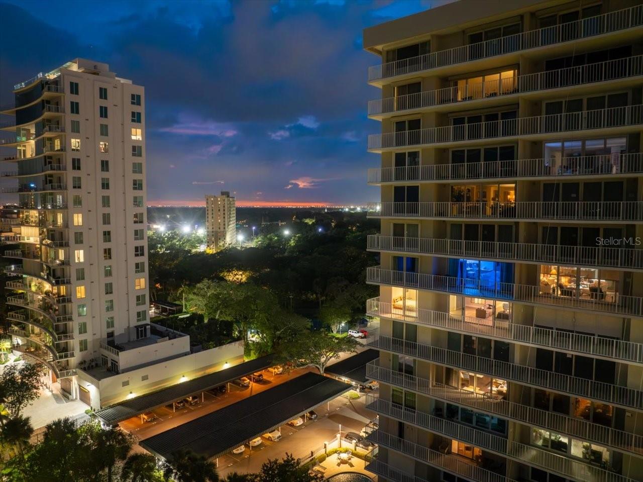 BAYSHORE DIPLOMAT A CONDOMINIU - Residential